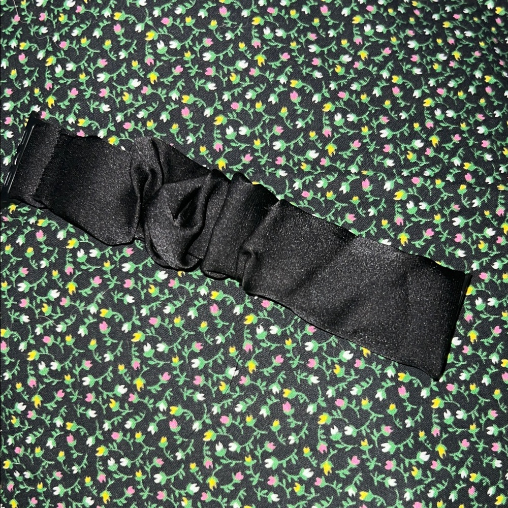 Black Apple Series 8 Watchband